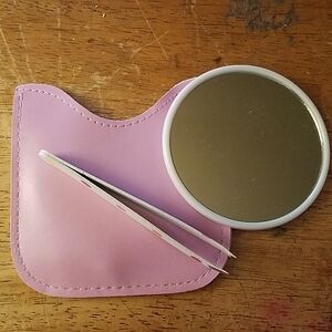Lavender Purple Mirror, Tweezers in Case 3"